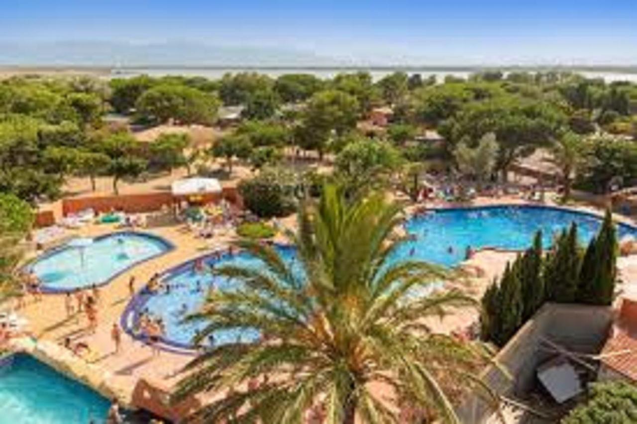 Mhvacances Louent Plusieurs Mobilhomes Dans Camping 4 Etoiles A 200M De La Plage Et Cure Thermale กาเนต์-อ็อง-รูสซียง ภายนอก รูปภาพ